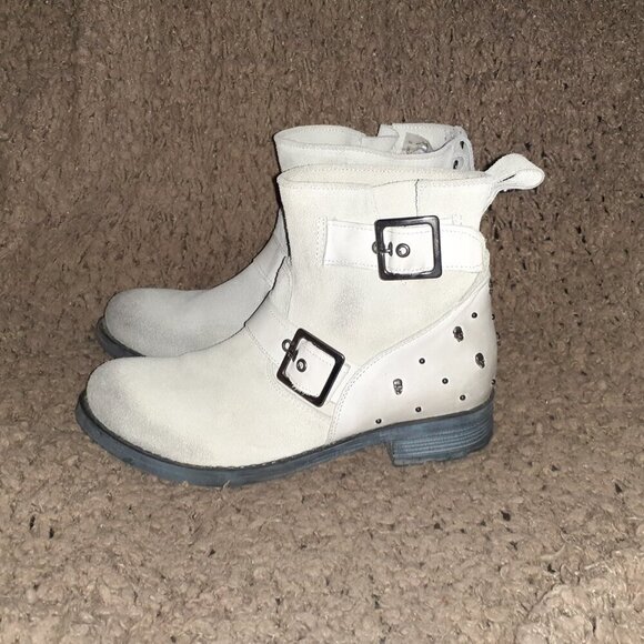 K BY KOOKAI-Distressed Light/Dark Gray Skull Studded Booties-Sz 38-Excellent - Picture 2 of 10